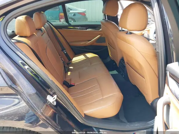 WBAJE5C33HG915224 2017 BMW 5ER - Image 8