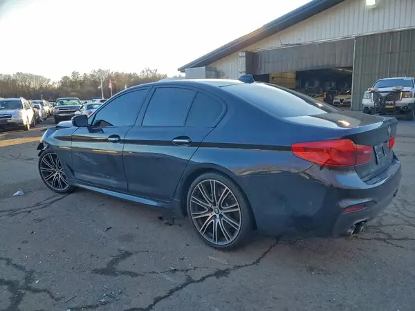 WBAJE5C33HG915661 2017 BMW 5ER - Image 2
