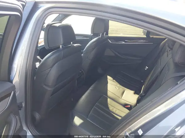 WBAJE5C33HG916714 2017 BMW 5ER - Image 8
