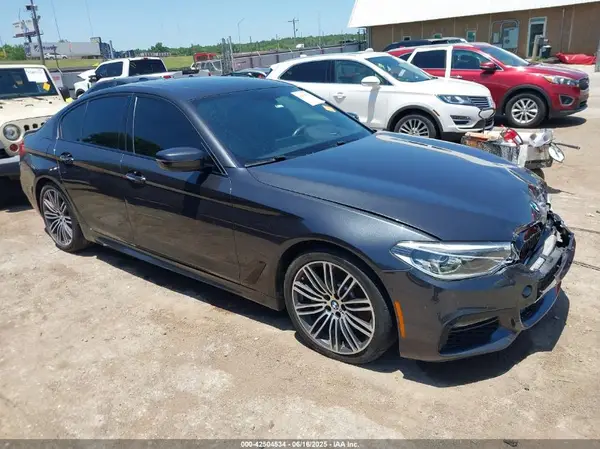 WBAJE5C33HG916941 2017 BMW 5ER - Image 1