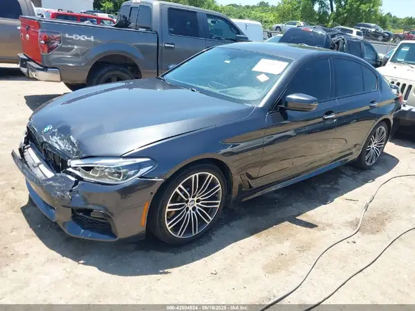 WBAJE5C33HG916941 2017 BMW 5ER - Image 2