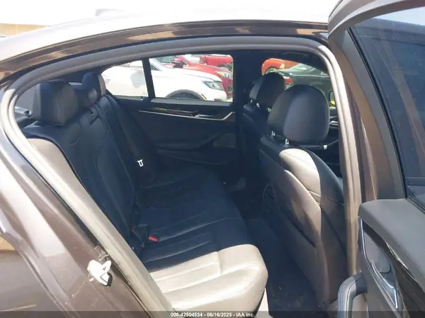 WBAJE5C33HG916941 2017 BMW 5ER - Image 8