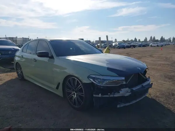 WBAJE5C34HG914129 2017 BMW 5ER - Image 1