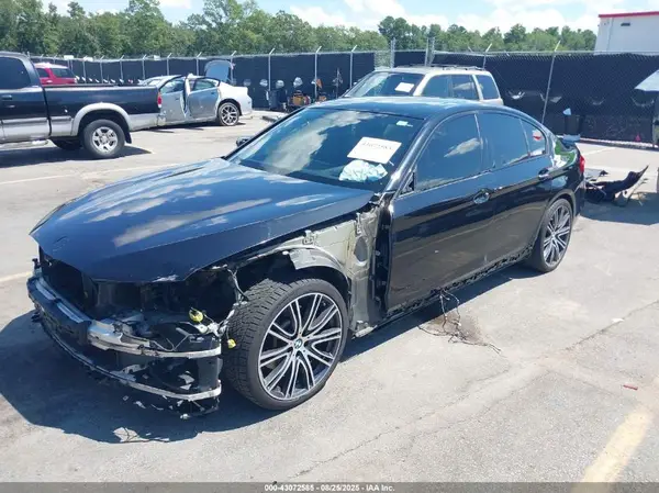 WBAJE5C34HG917161 2017 BMW 5ER - Image 2