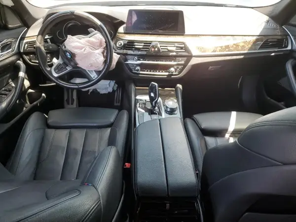 WBAJE5C35HG477757 2017 BMW 5ER - Image 8