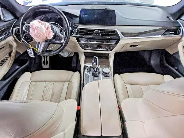 WBAJE5C35HG477841 2017 BMW 5ER - Image 8