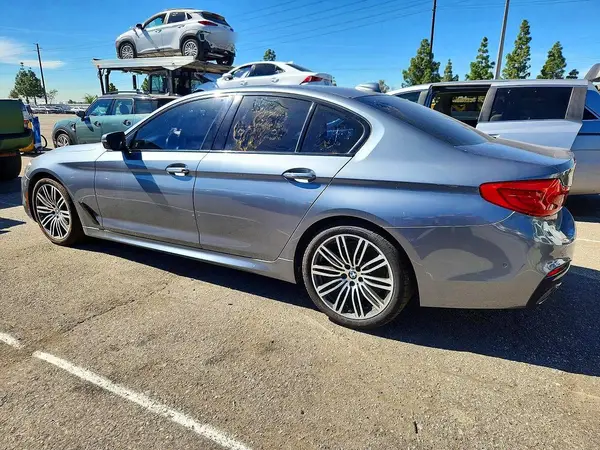 WBAJE5C36HG914195 2017 BMW 5ER - Image 2