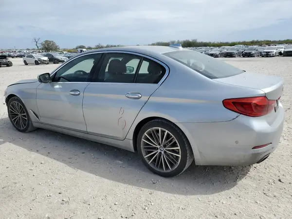 WBAJE5C36HG914374 2017 BMW 5ER - Image 2