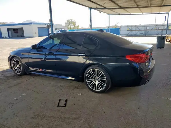WBAJE5C36HG915461 2017 BMW 5ER - Image 2