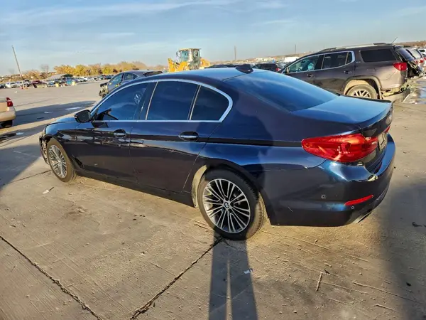 WBAJE5C36HG915623 2017 BMW 5ER - Image 2