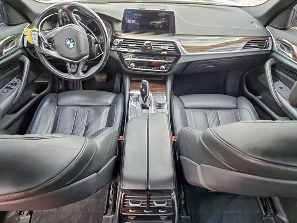 WBAJE5C36HG915623 2017 BMW 5ER - Image 8