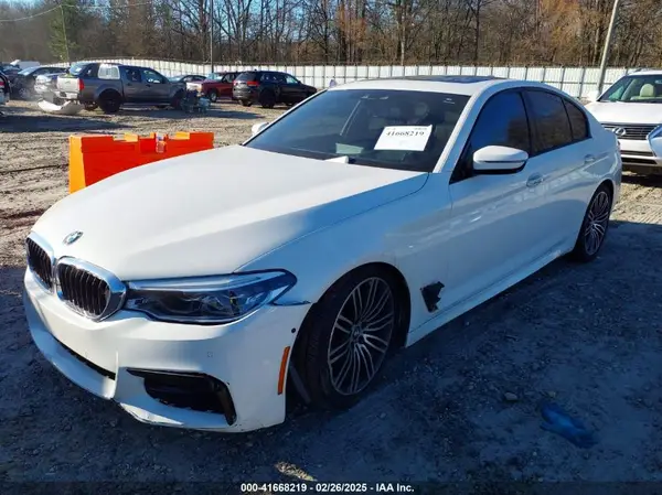 WBAJE5C36HG915721 2017 BMW 5ER - Image 2