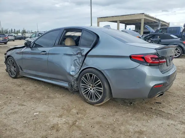 WBAJE5C36HG917288 2017 BMW 5ER - Image 2