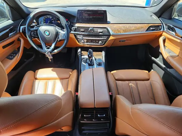 WBAJE5C37HG915047 2017 BMW 5ER - Image 8