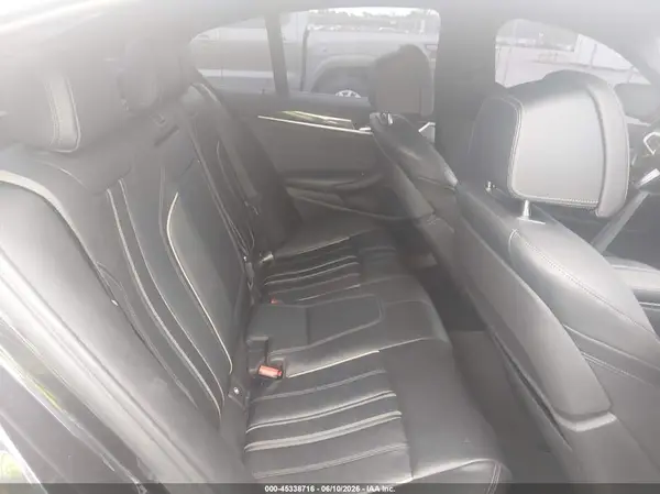 WBAJE5C37HG915727 2017 BMW 5ER - Image 8