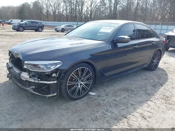 WBAJE5C37HG917462 2017 BMW 5ER - Image 2