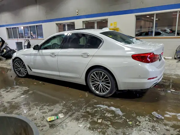 WBAJE5C37HWA92144 2017 BMW 5ER - Image 2