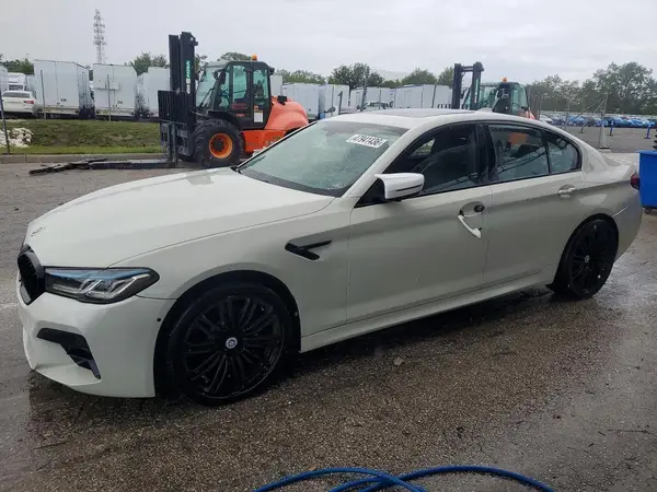 WBAJE5C38HG477901 2017 BMW 5ER - Image 1