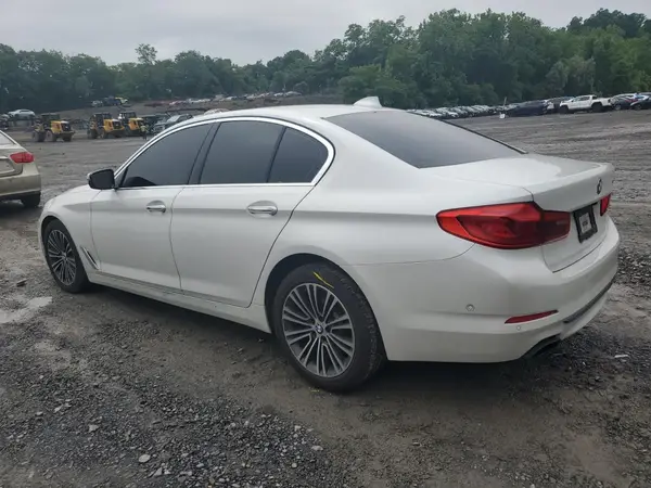 WBAJE5C38HG914361 2017 BMW 5ER - Image 2