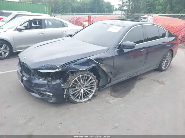 WBAJE5C38HG915235 2017 BMW 5ER - Image 2