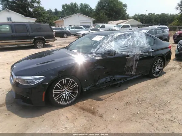 WBAJE5C39HG478409 2017 BMW 5ER - Image 2