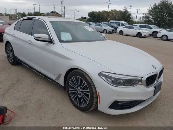 WBAJE5C39HG915972 2017 BMW 5ER - Image 1