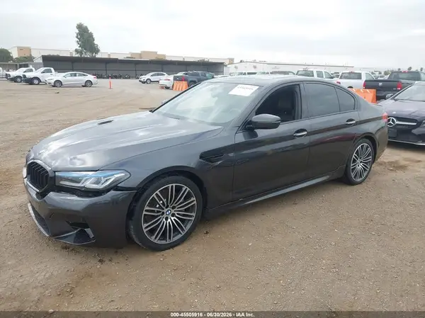 WBAJE5C39HG916006 2017 BMW 5ER - Image 2