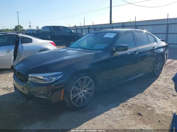 WBAJE5C39HG916930 2017 BMW 5ER - Image 2