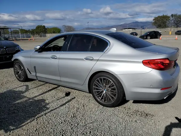 WBAJE5C3XHG914927 2017 BMW 5ER - Image 2
