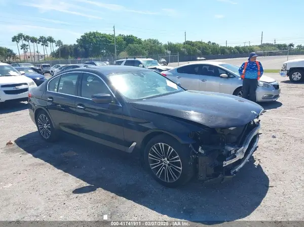 WBAJE5C3XHG915544 2017 BMW 5ER - Image 1