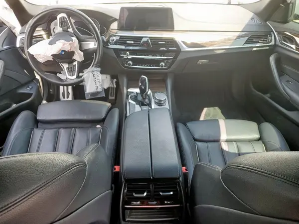 WBAJE5C50JG917617 2018 BMW 5ER - Image 8