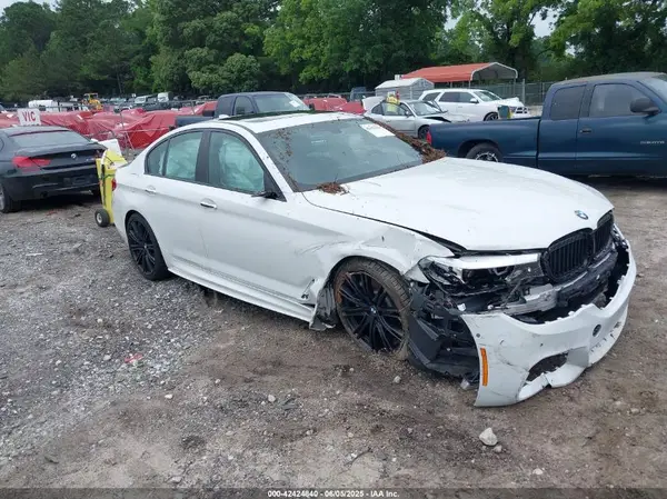 WBAJE5C50JWA93532 2018 BMW 5ER - Image 1
