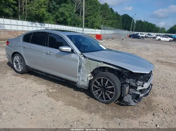 WBAJE5C50JWA94051 2018 BMW 5ER - Image 1