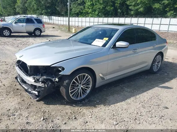 WBAJE5C50JWA94051 2018 BMW 5ER - Image 2