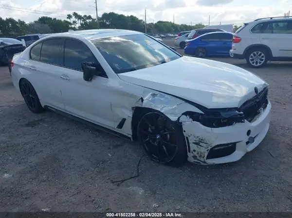 WBAJE5C50JWA95412 2018 BMW 5ER - Image 1