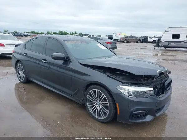 WBAJE5C50JWA95975 2018 BMW 5ER - Image 1