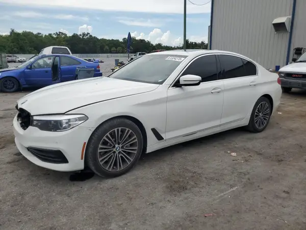 WBAJE5C50KWW15915 2019 BMW 5ER - Image 1