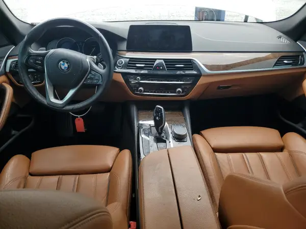 WBAJE5C50KWW15915 2019 BMW 5ER - Image 8