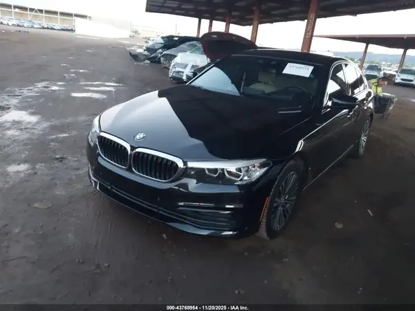 WBAJE5C50KWW34531 2019 BMW 5ER - Image 2
