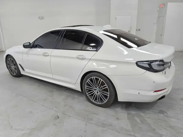 WBAJE5C51JG917593 2018 BMW 5ER - Image 2