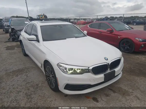 WBAJE5C51KG920009 2019 BMW 5ER - Image 1