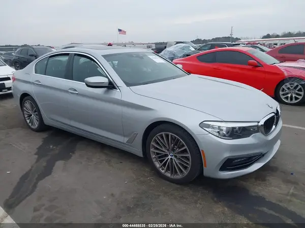 WBAJE5C52JG918316 2018 BMW 5ER - Image 1