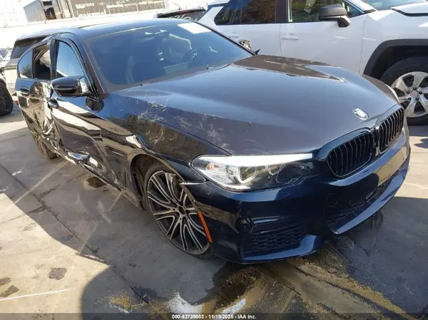 WBAJE5C52JWA95539 2018 BMW 5ER - Image 1