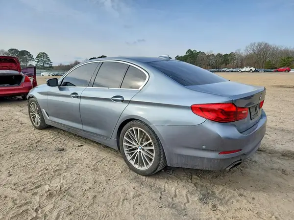 WBAJE5C52KWE66748 2019 BMW 5ER - Image 2