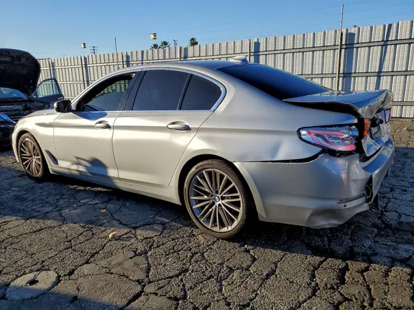 WBAJE5C52KWW17844 2019 BMW 5ER - Image 2