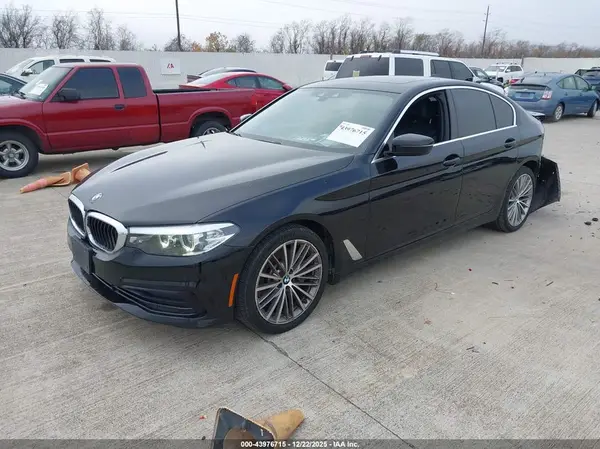 WBAJE5C52KWW17939 2019 BMW 5ER - Image 2