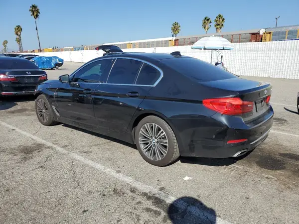 WBAJE5C52KWW22235 2019 BMW 5ER - Image 2