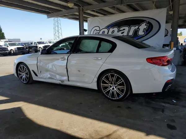 WBAJE5C53JG918132 2018 BMW 5ER - Image 2