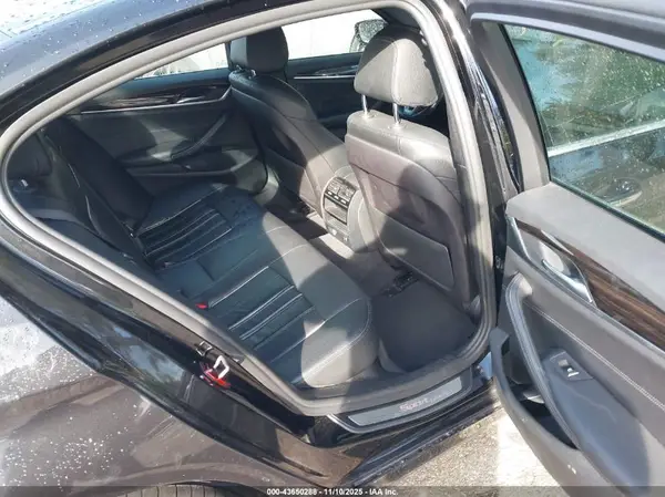 WBAJE5C53JWA97834 2018 BMW 5ER - Image 8
