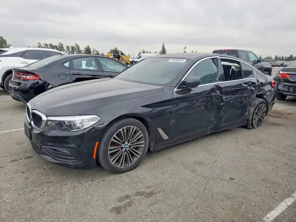 WBAJE5C53JWA97848 2018 BMW 5ER - Image 1